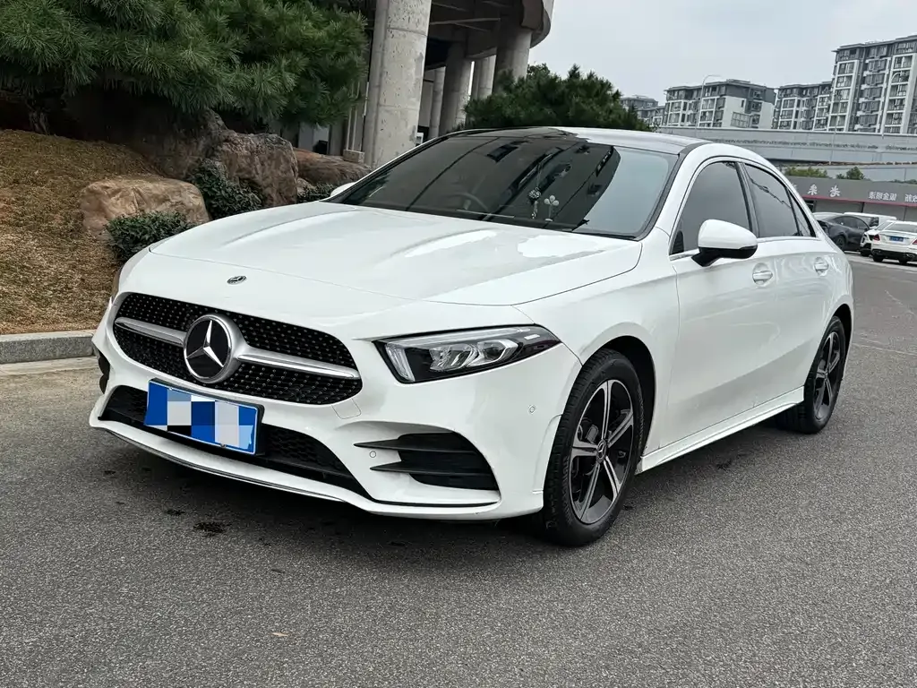 Mercedes-Benz A-Class — фото 1