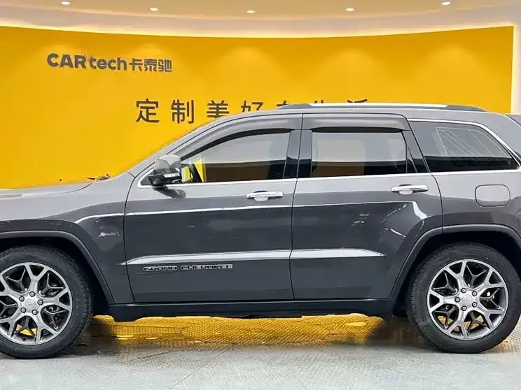 Jeep Grand Cherokee (Import) — фото 6