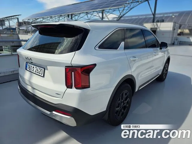 Kia Sorento — фото 8