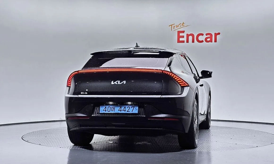 Kia EV6 — фото 6