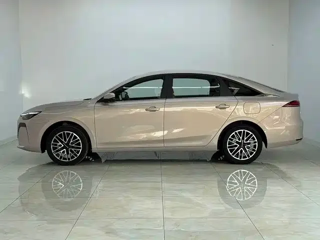 Roewe i6 — фото 2
