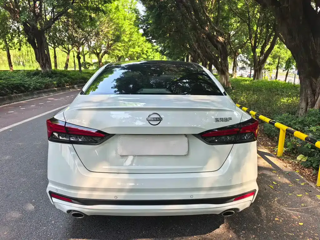 Nissan Teana — фото 10