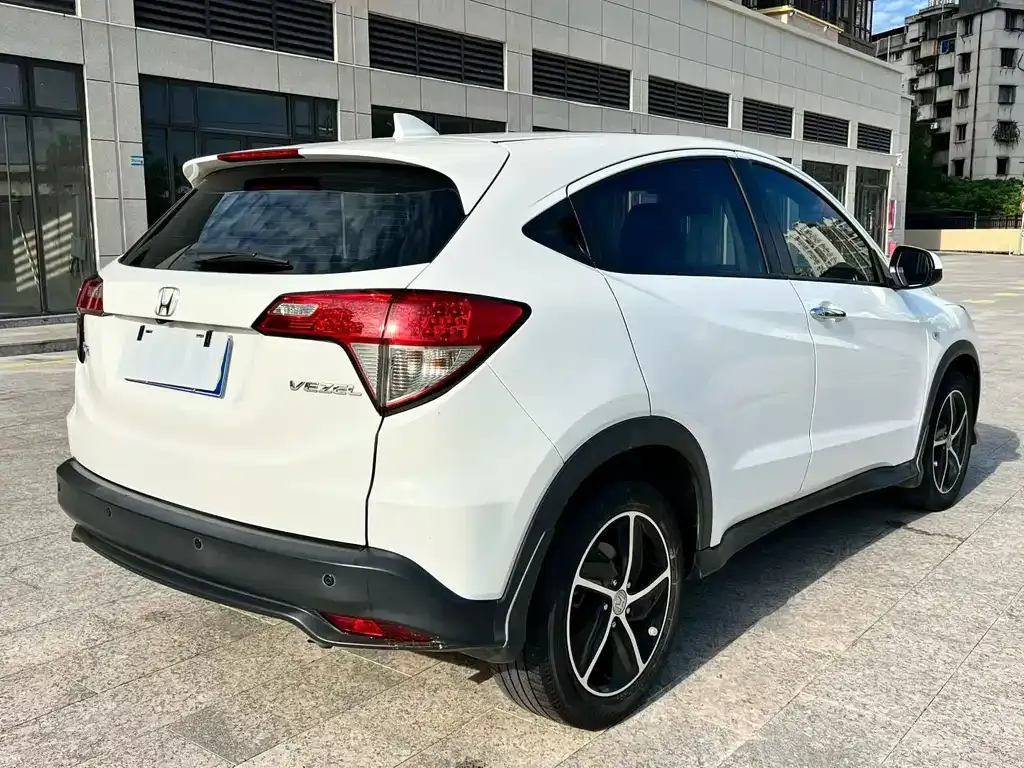 Honda Vezel — фото 7