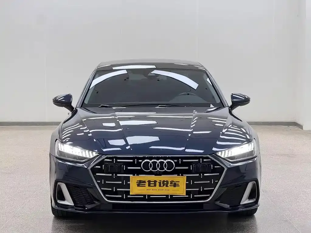 Audi A7L — фото 2