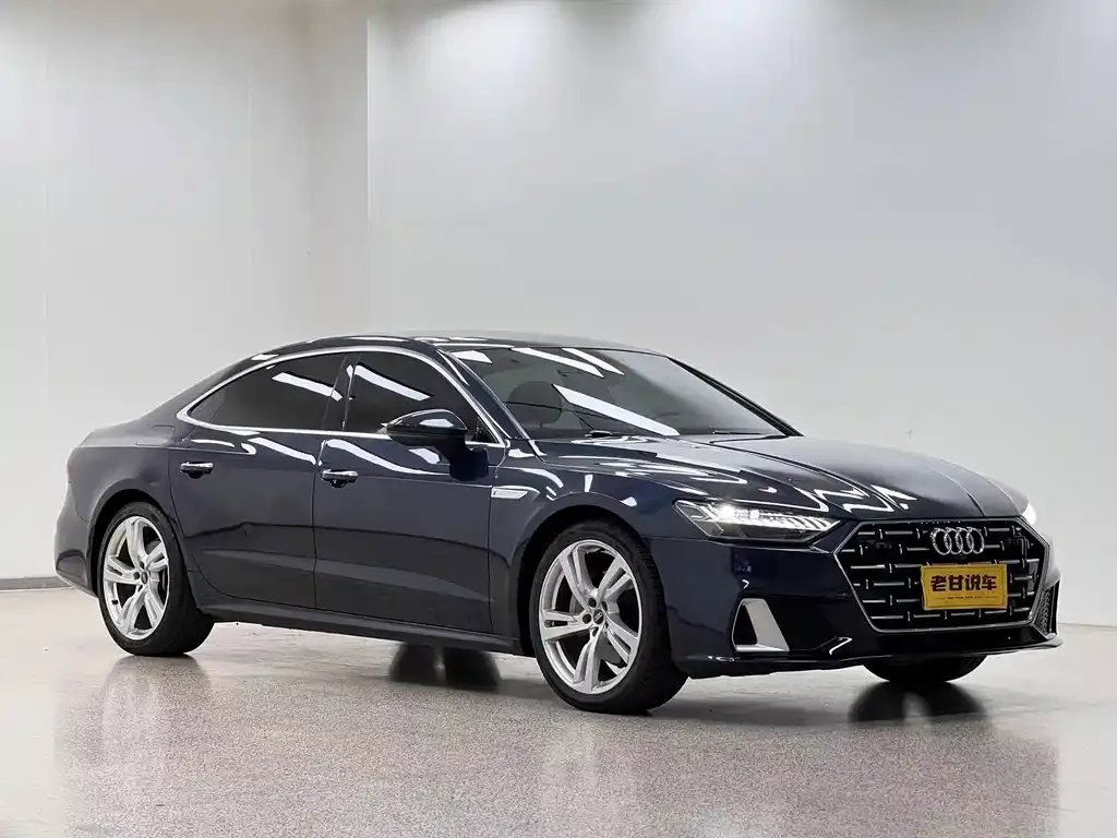 Audi A7L — фото 8