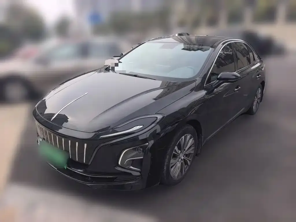 Hongqi E-QM5 — фото 7