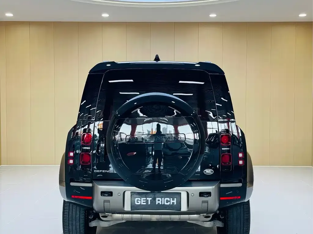Land Rover Defender — фото 5