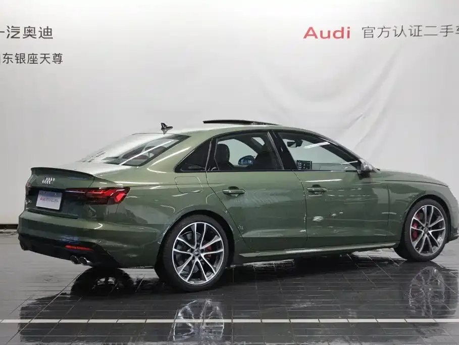 Audi S4 — фото 7