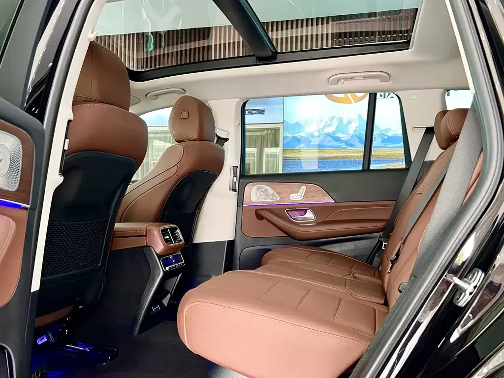 Mercedes-Benz GLS — фото 5