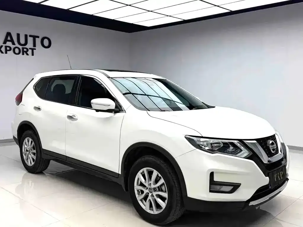 Nissan X-Trail — фото 4