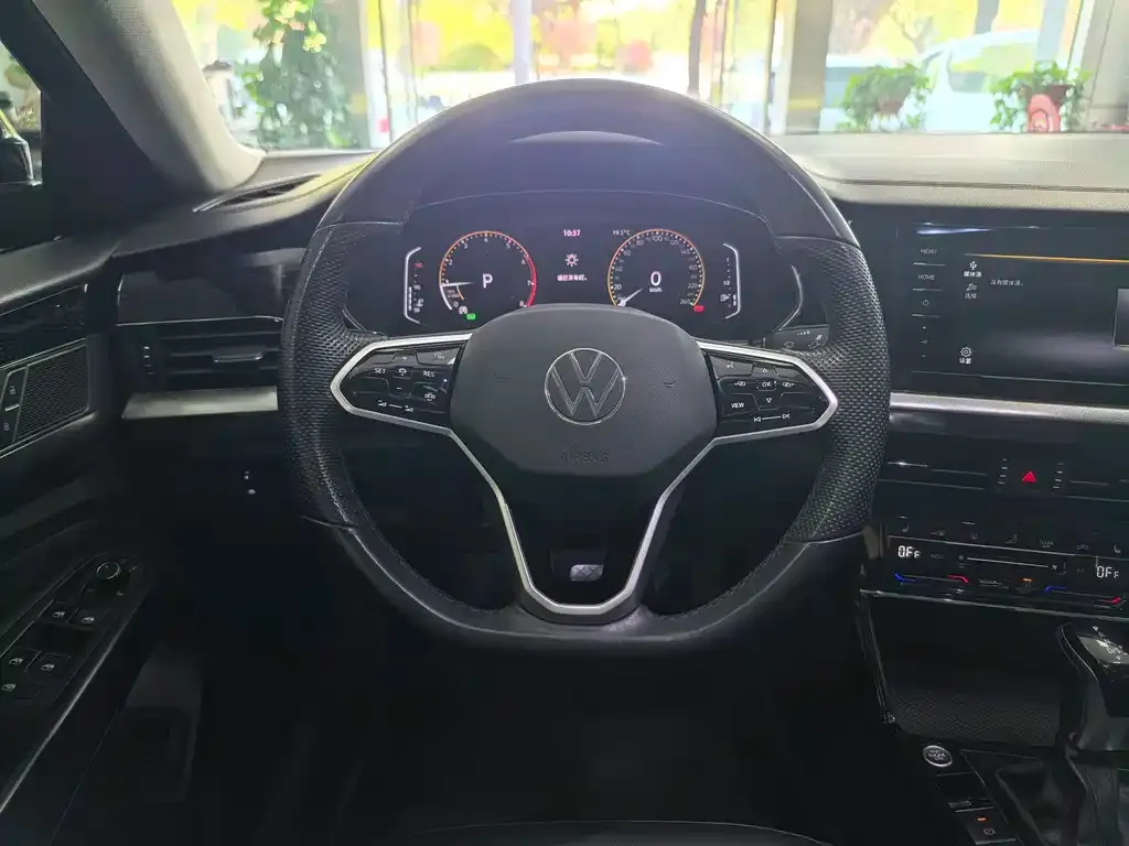 Volkswagen Passat — фото 3