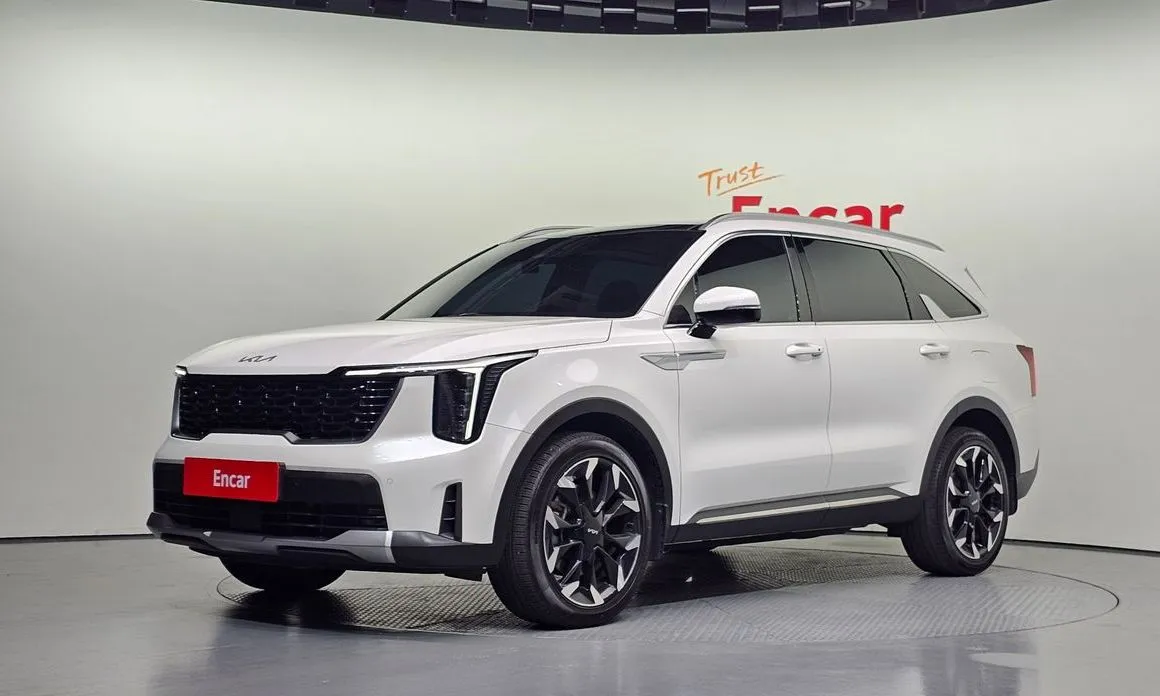 Kia Sorento — фото 1