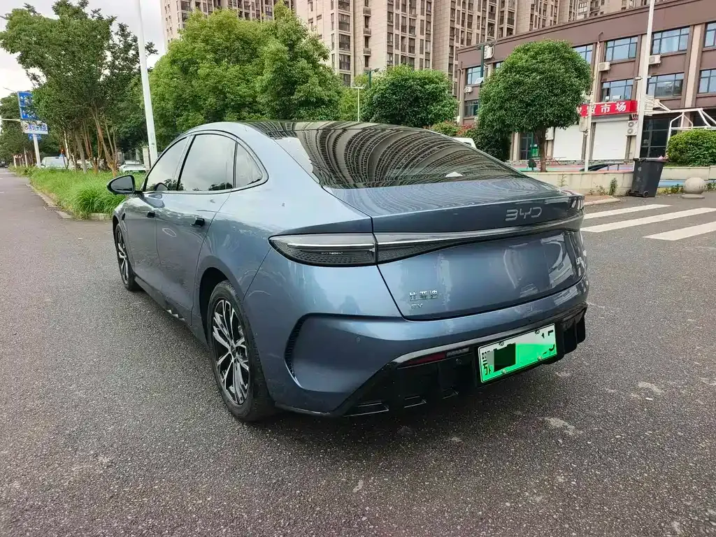 BYD Seal — фото 6