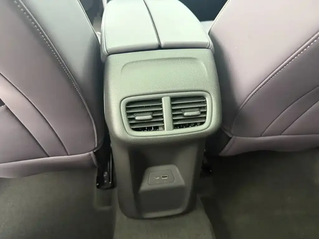 Buick Envision Plus — фото 2