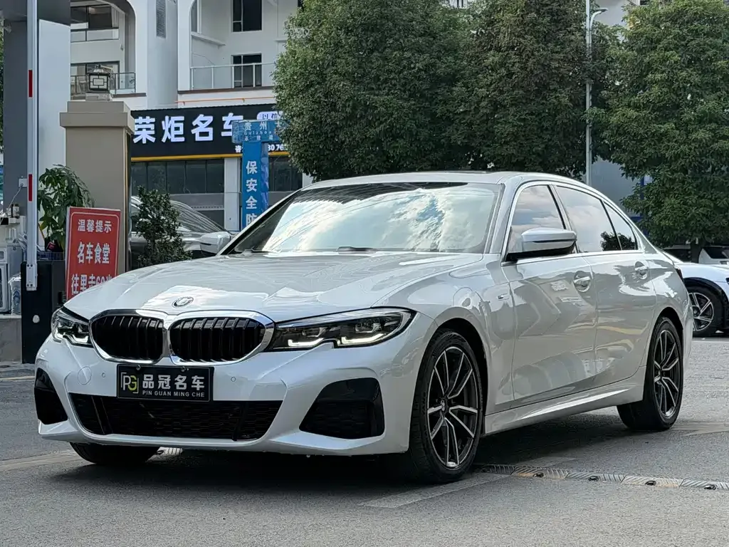 BMW 3 Series — фото 1