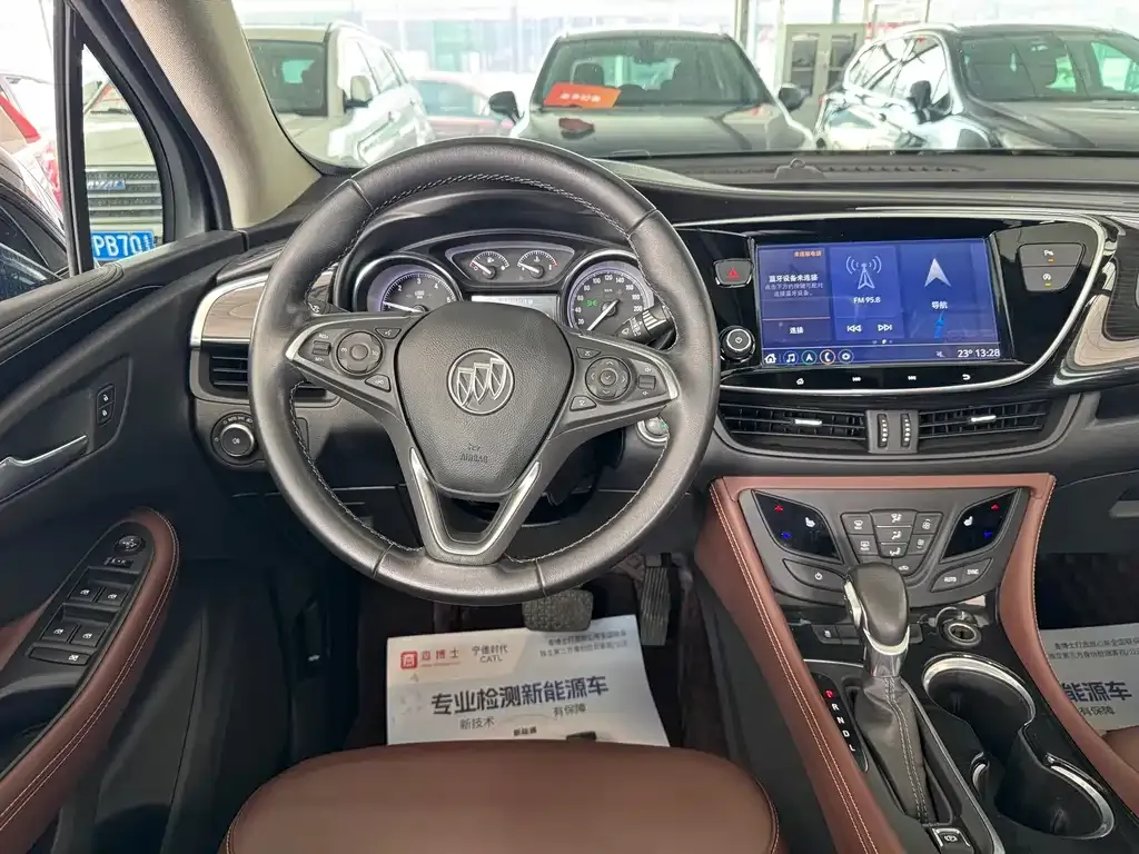 Buick Envision Plus — фото 6