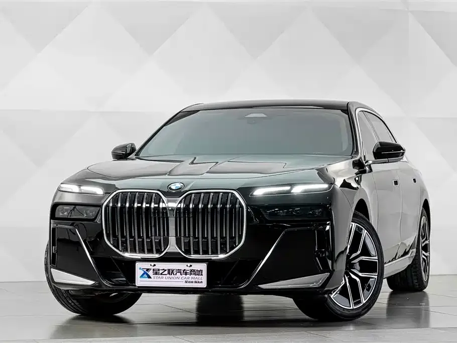 BMW 7 Series — фото 5