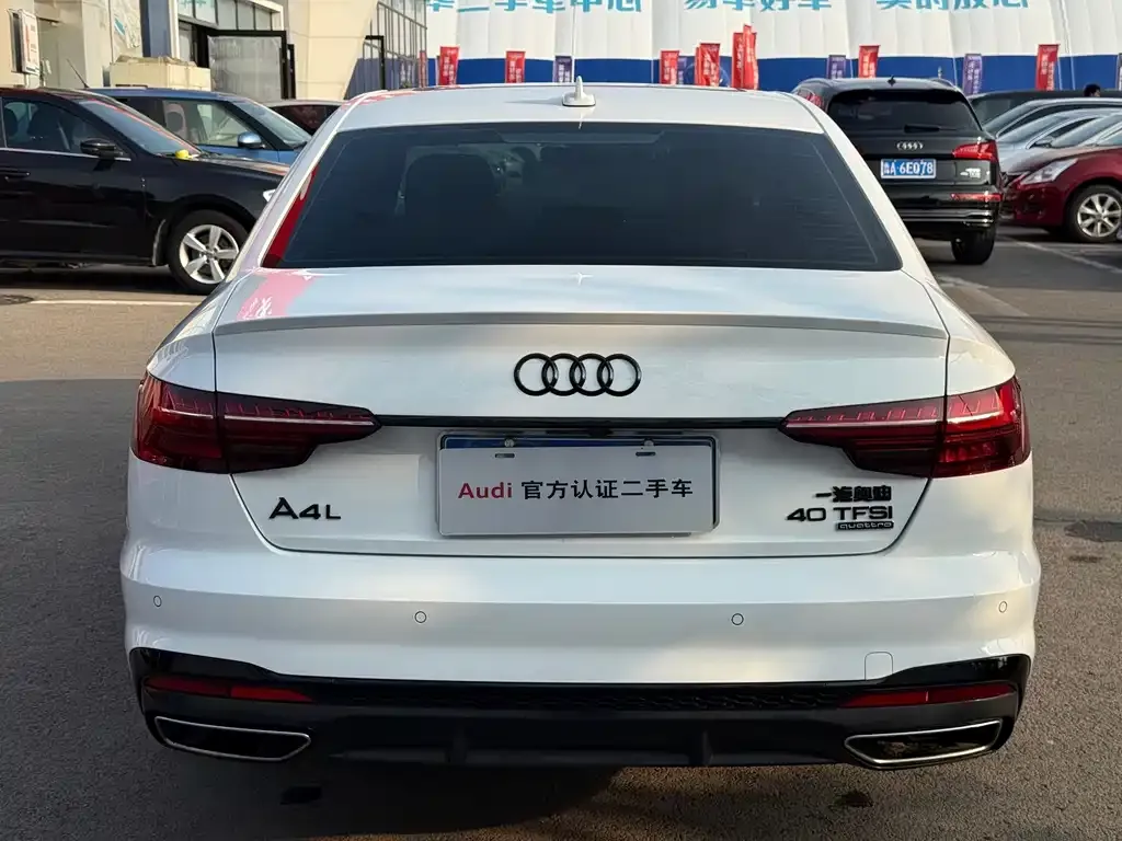 Audi A4L — фото 5