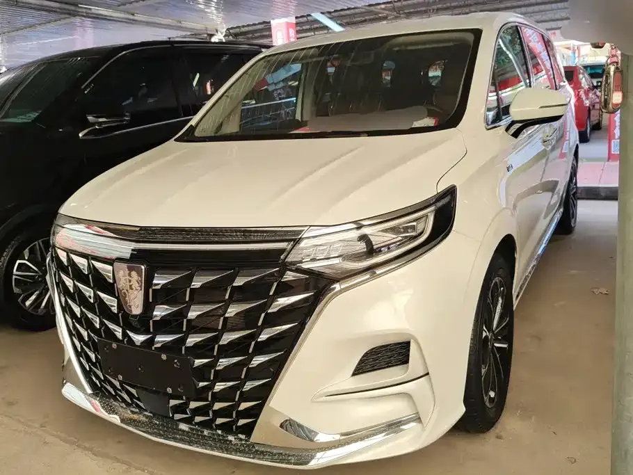 Roewe iMAX8 — фото 1