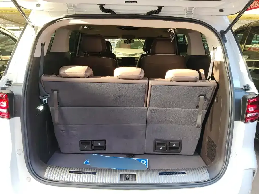 Roewe iMAX8 — фото 9