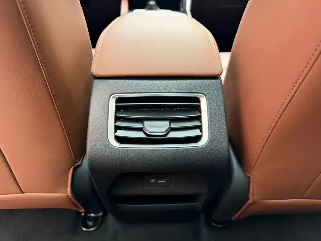 Geely Vision X6 — фото 3
