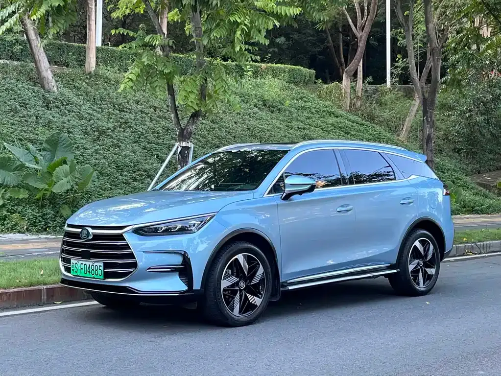 BYD Tang New Energy — фото 1