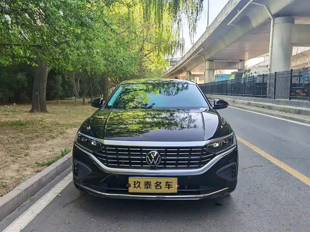 Volkswagen Passat — фото 8
