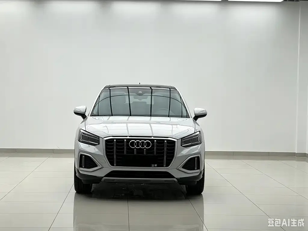 Audi Q2L — фото 8