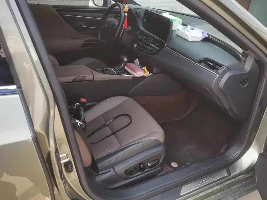 Lexus ES — фото 3