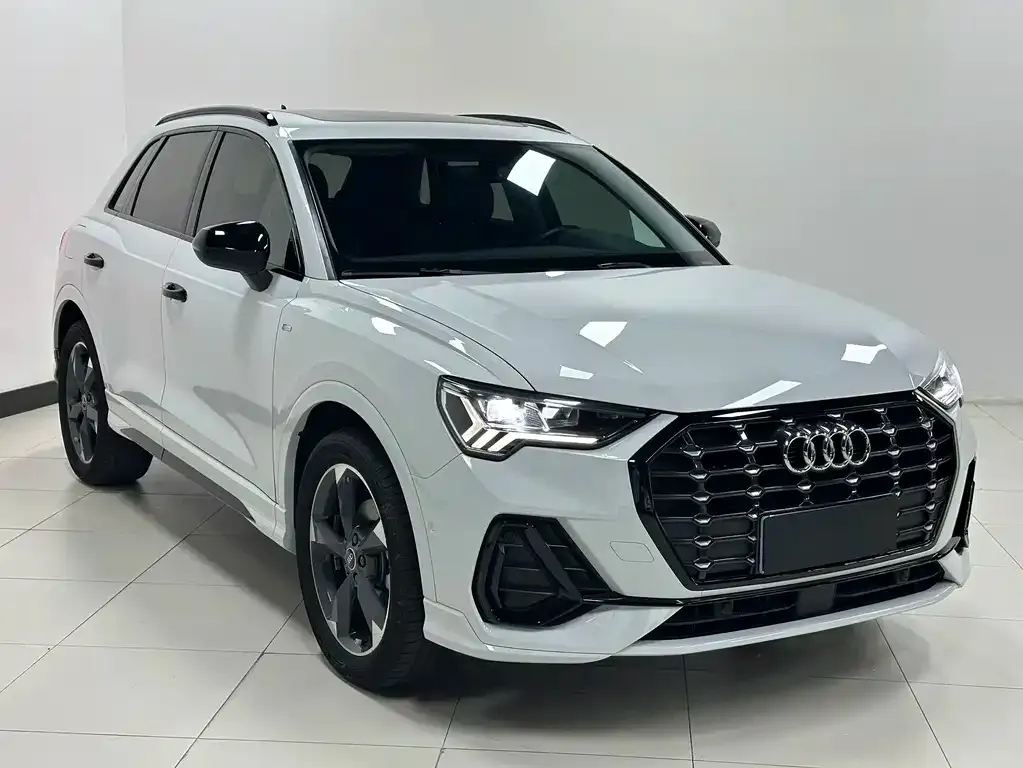Audi Q3 — фото 6