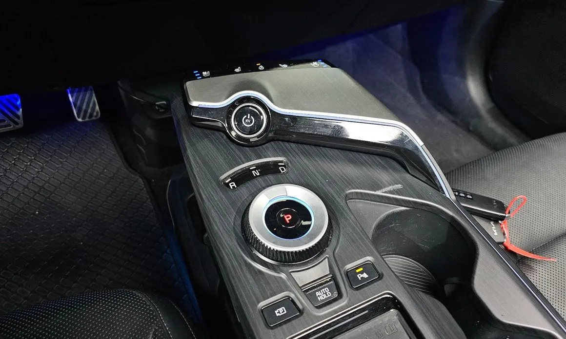 Kia EV6 — фото 6