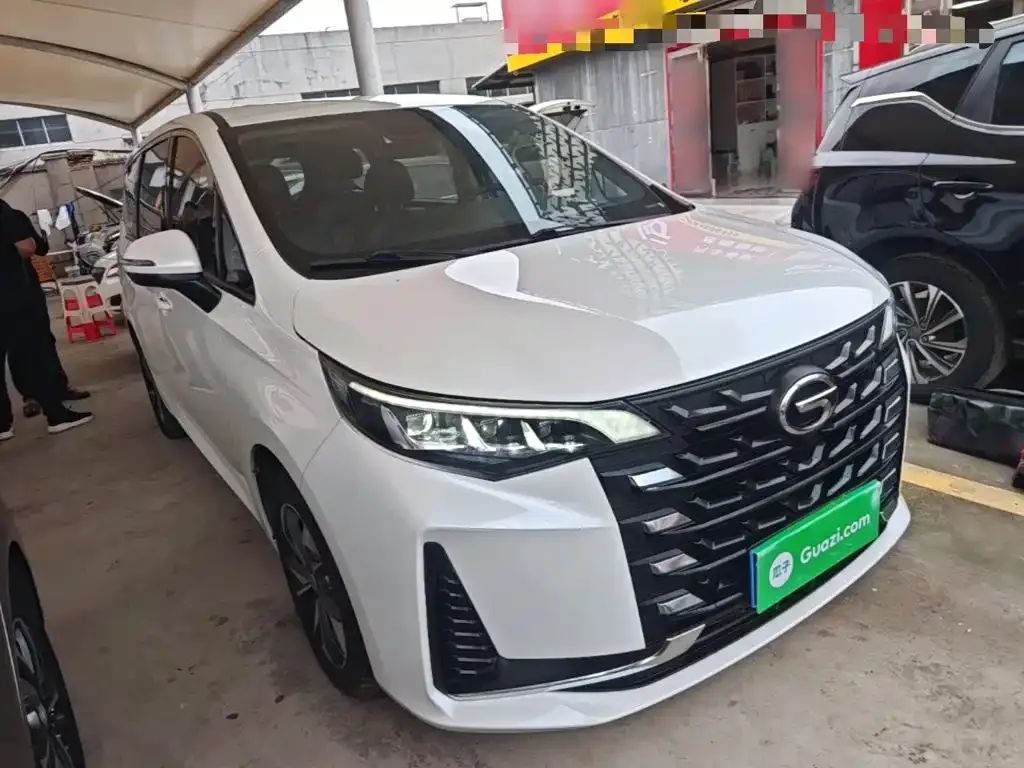 GAC Motor Trumpchi M6 — фото 10