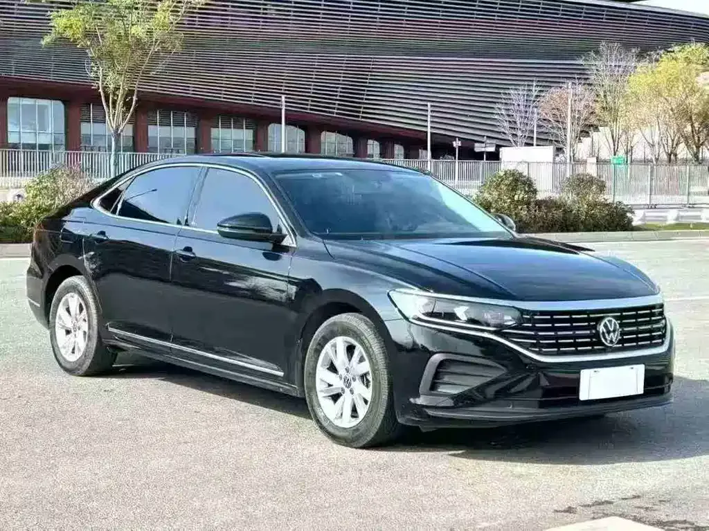 Volkswagen Passat — фото 7