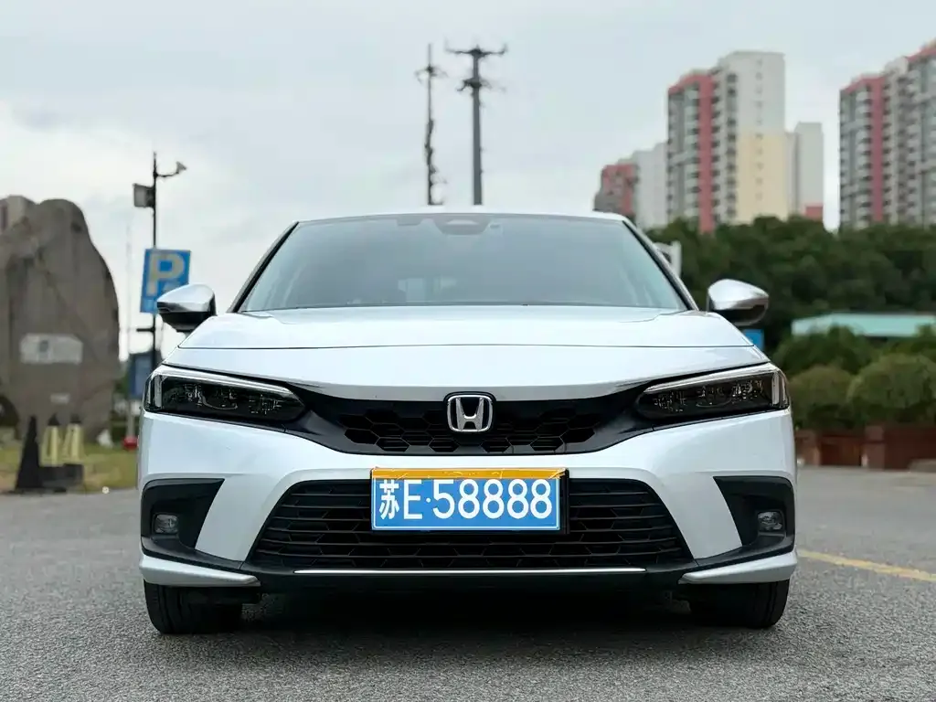 Honda Civic — фото 1