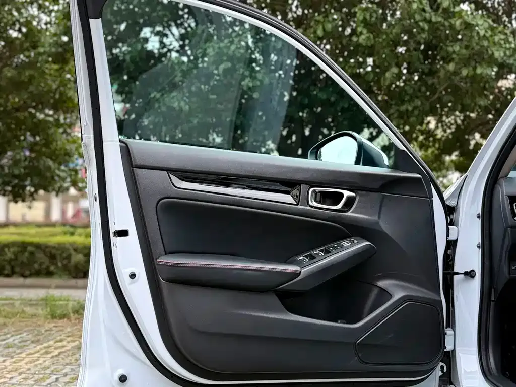 Honda Civic — фото 2