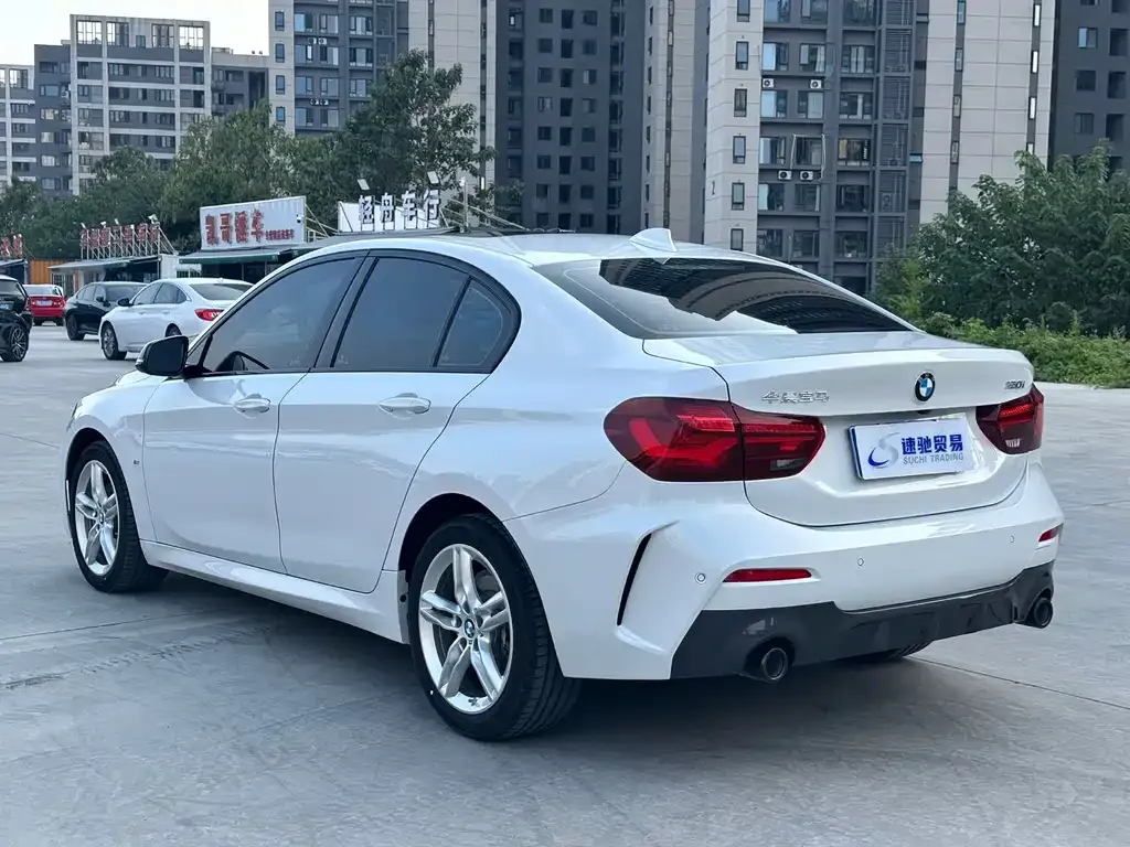 BMW 1 Series — фото 10
