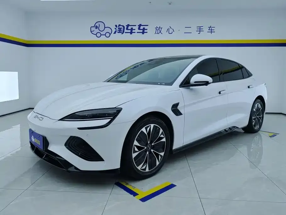 BYD Seal — фото 1