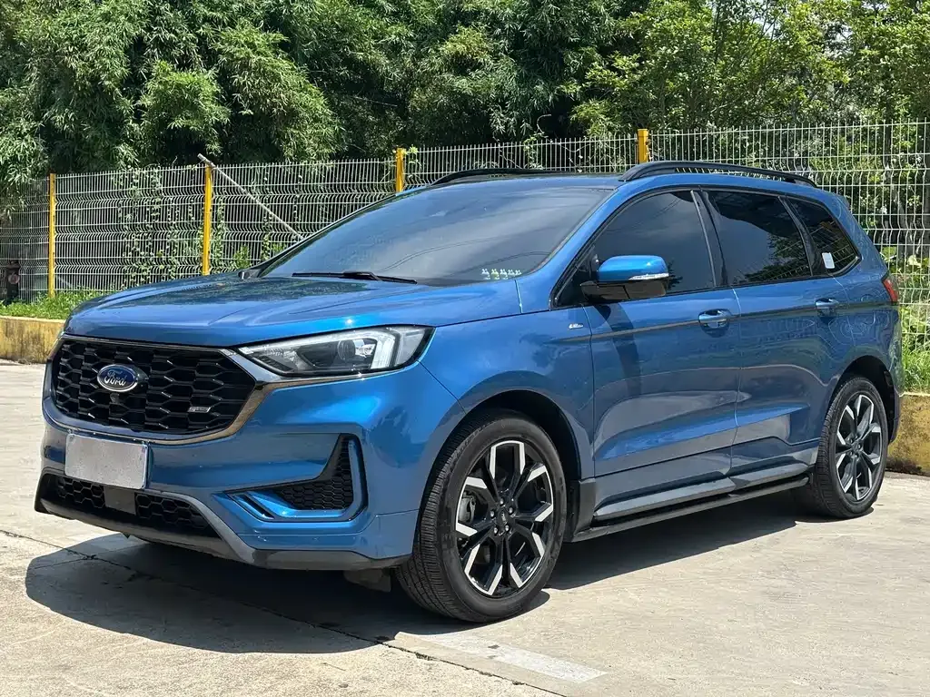 Ford Edge — фото 1