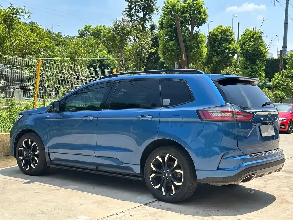 Ford Edge — фото 3