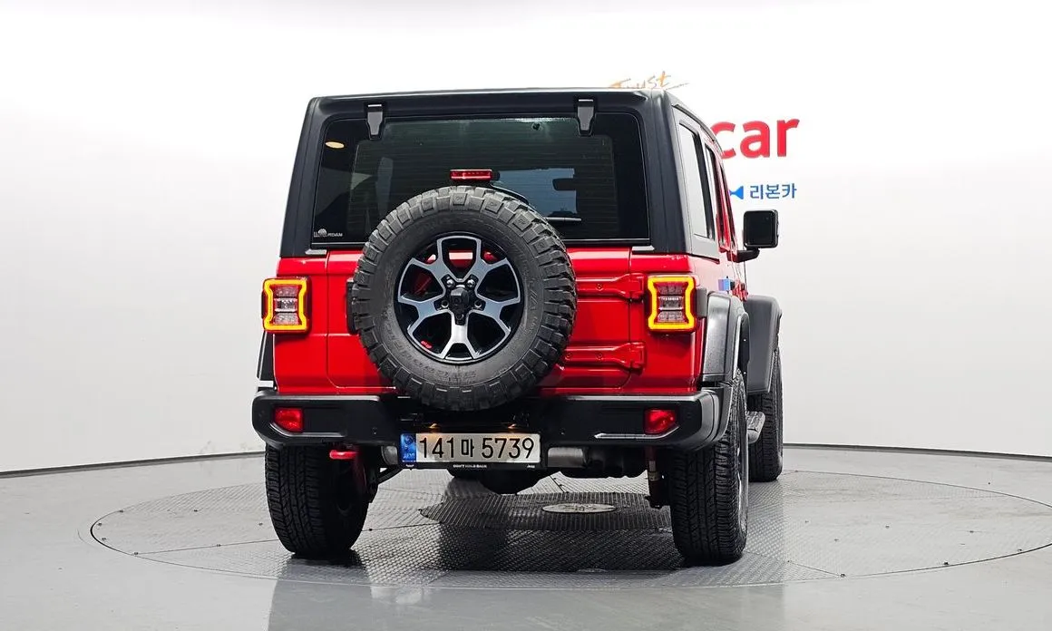 Jeep Wrangler — фото 8