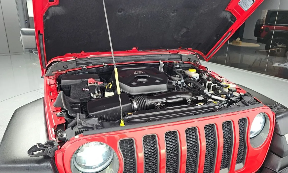 Jeep Wrangler — фото 6