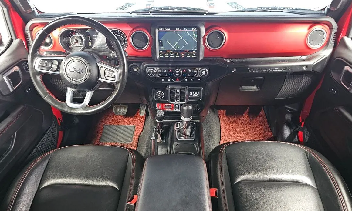 Jeep Wrangler — фото 7