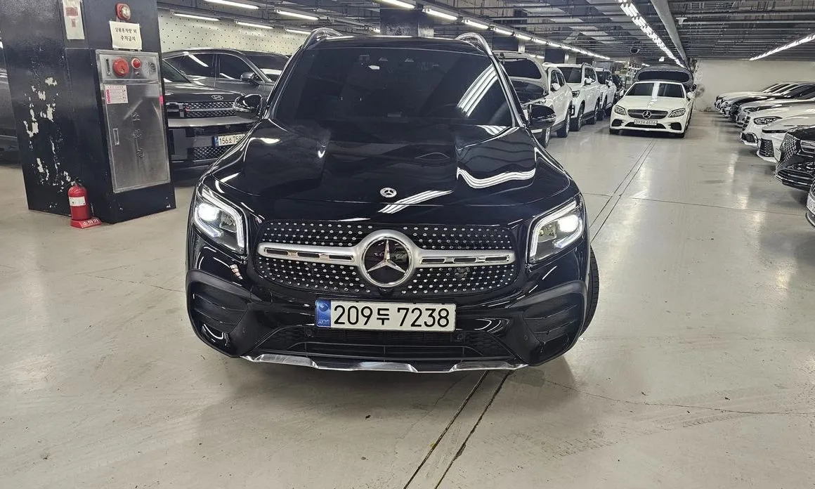 Mercedes-Benz GLB-Class — фото 8