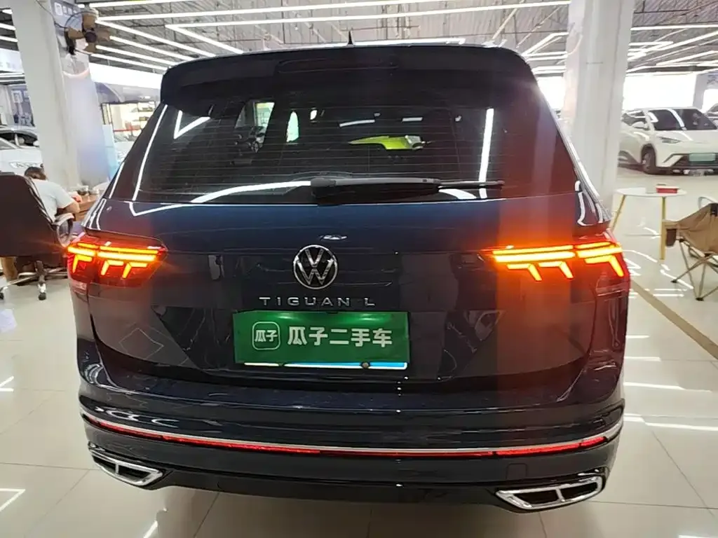 Volkswagen Tiguan L — фото 5