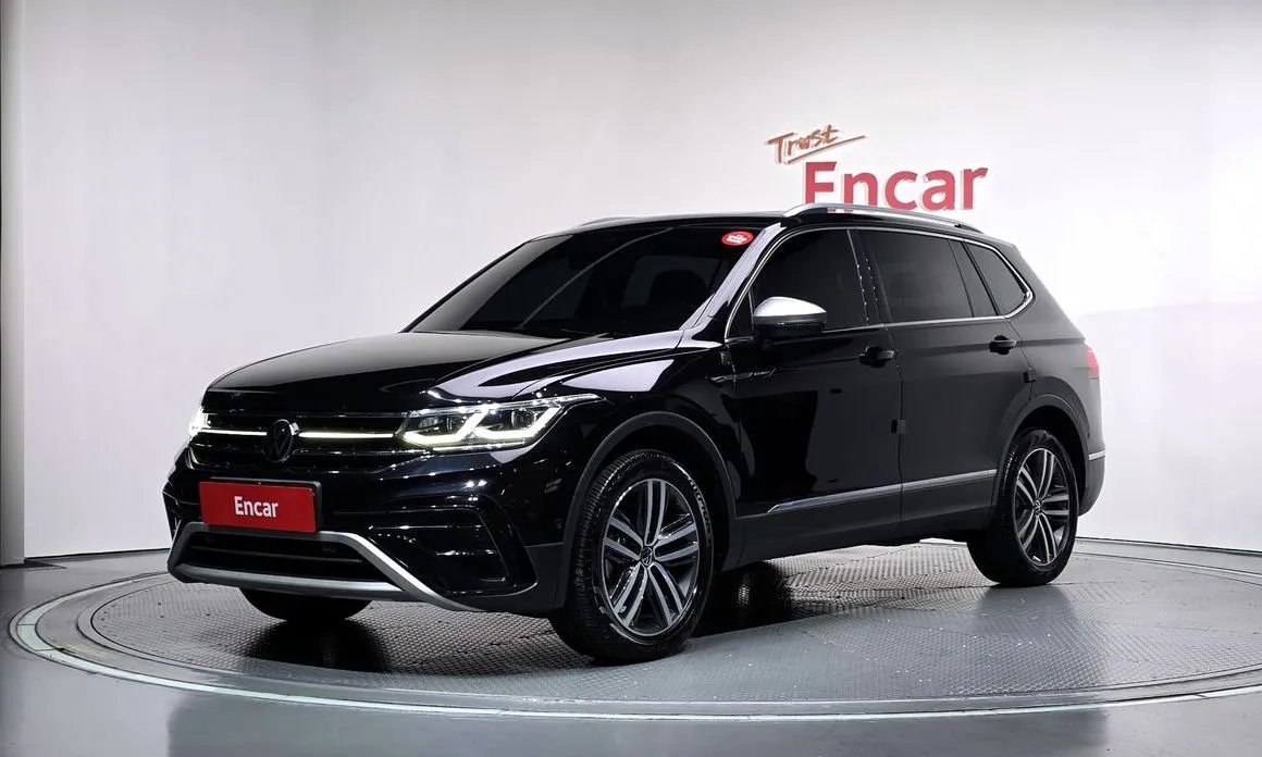 Volkswagen Tiguan — фото 1