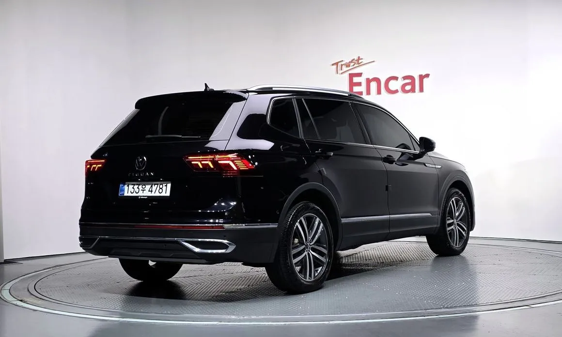 Volkswagen Tiguan — фото 4