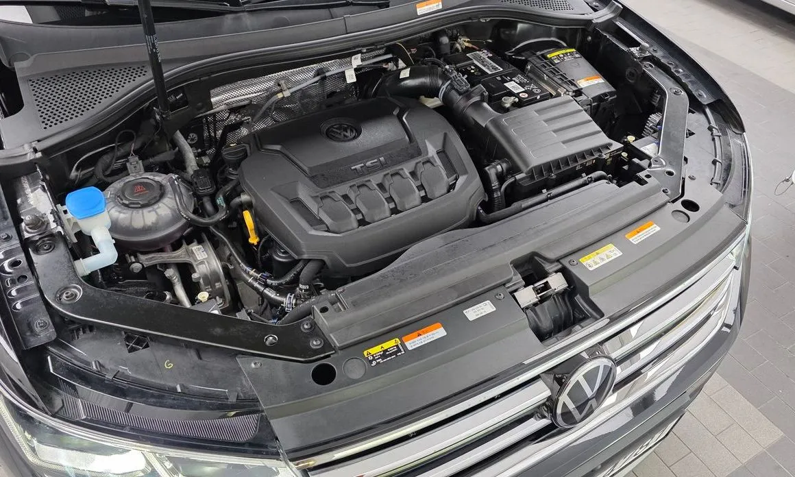 Volkswagen Tiguan — фото 10
