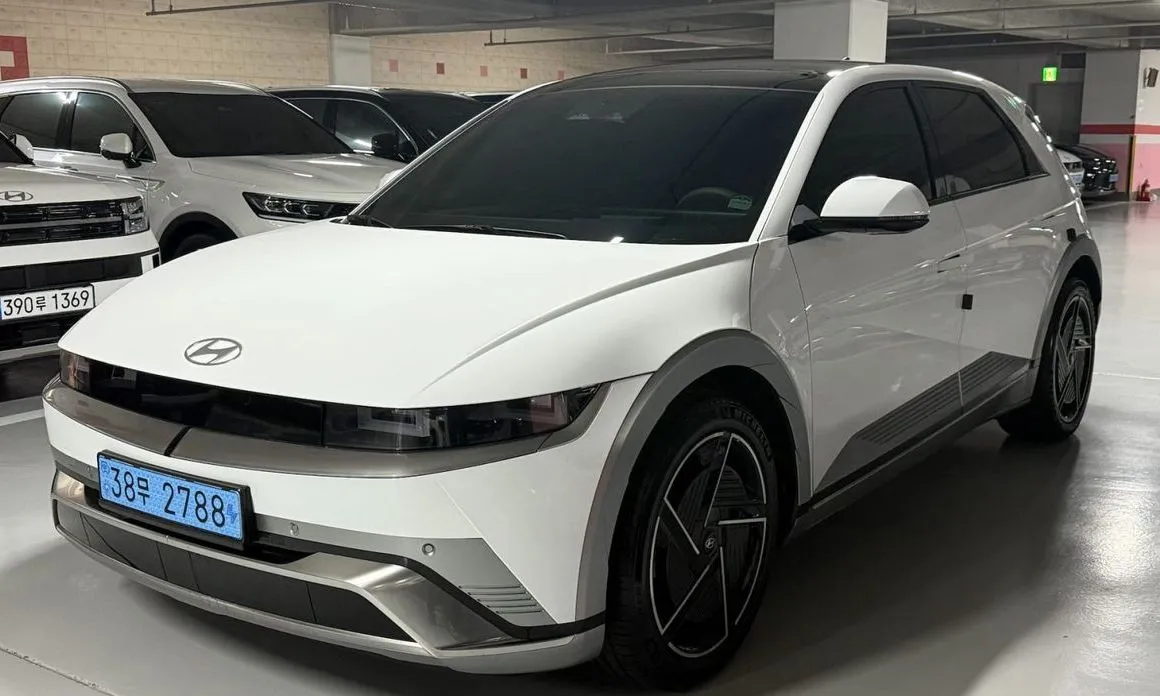 Hyundai Ioniq5 — фото 1