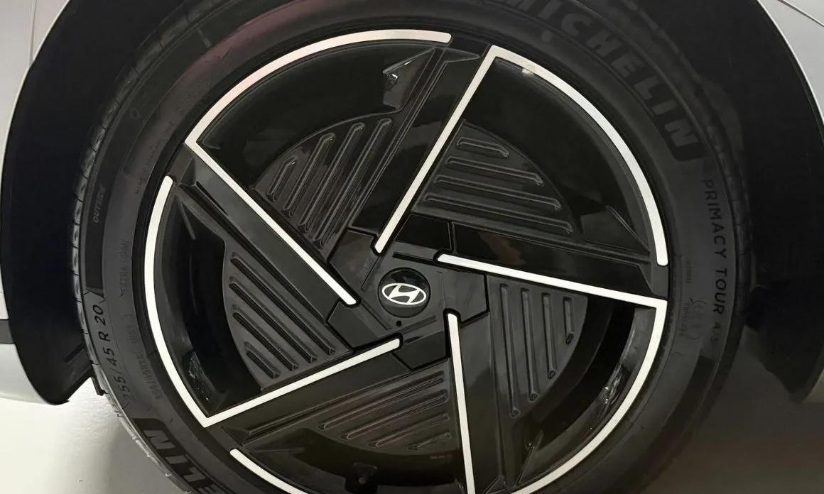 Hyundai Ioniq5 — фото 9