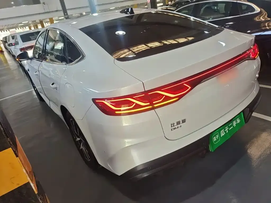 BYD Qin L — фото 10